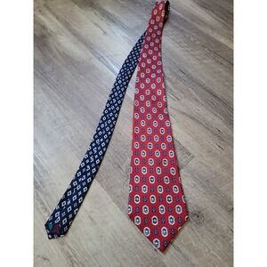 Vintage‎ Red Tommy Hilfiger Crest Italian Silk Tie USA